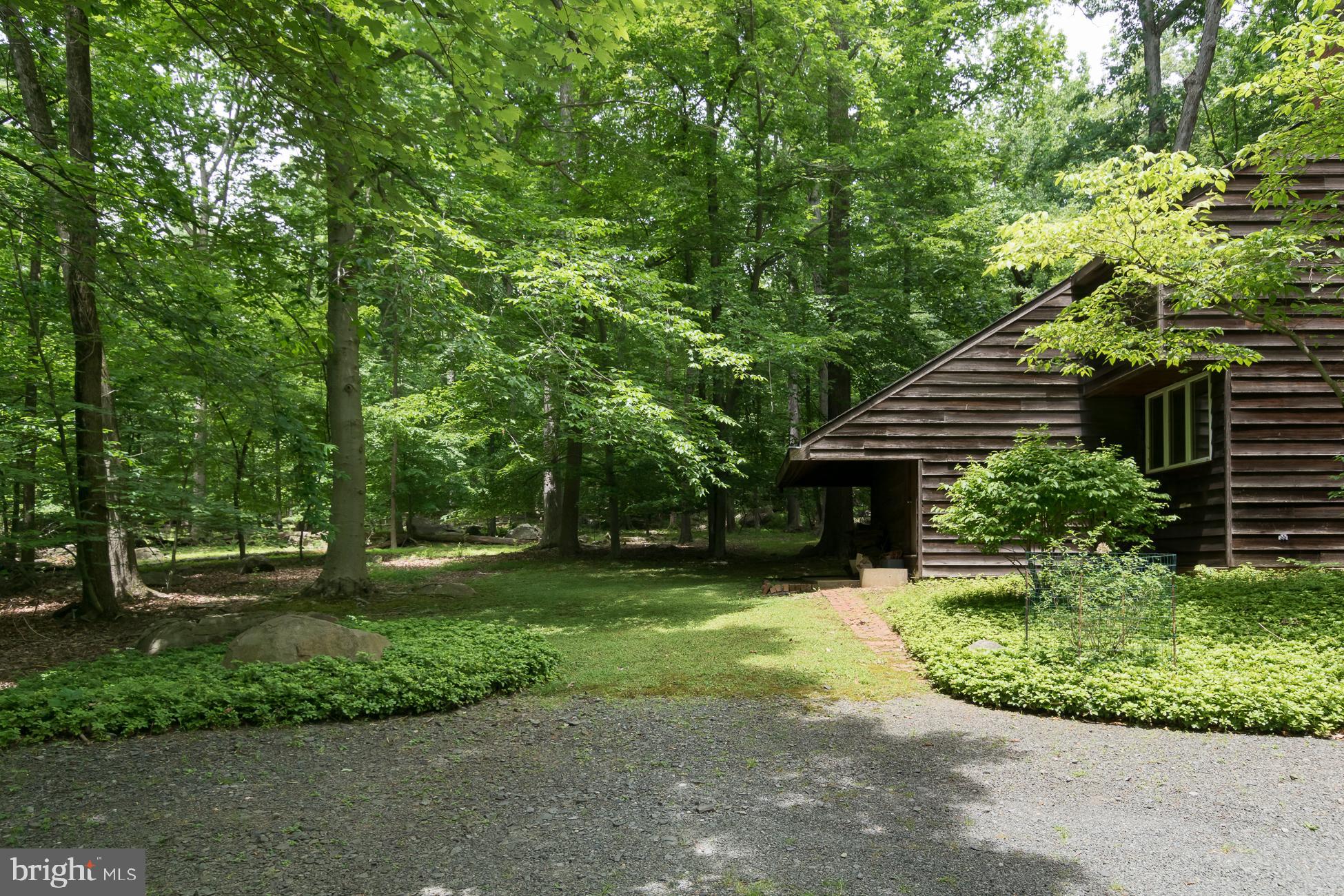 1221 Stuart Road Princeton, NJ 08540 - Photo 3 of 25