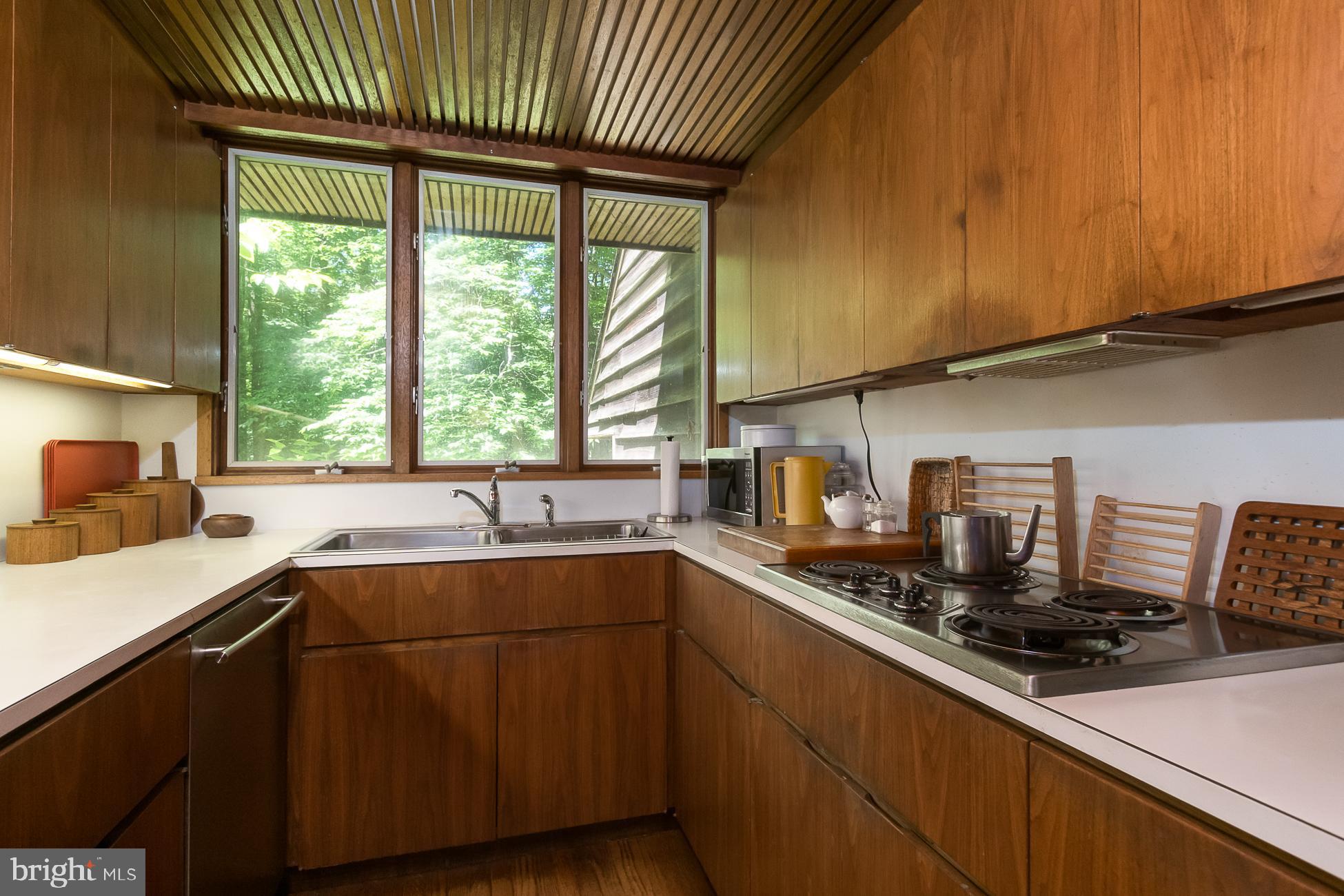 1221 Stuart Road Princeton, NJ 08540 - Photo 9 of 25
