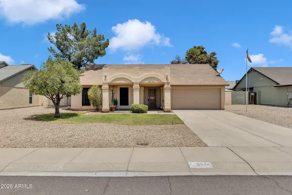 $1,800 | 8834 West Purdue Avenue, Peoria, AZ 85345