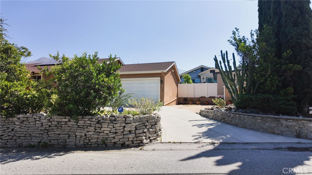 10424 Big Tujunga Canyon Road Tujunga, CA 91042 - Photo 4 of 54