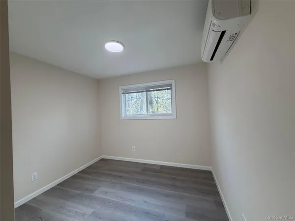 $4,000 | 14 Cornwall Lane, Port Washington, NY 11050