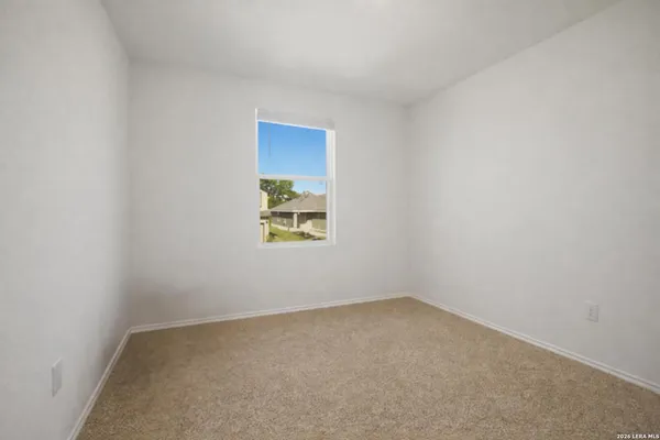 $2,000 | 23124 Double Bogey, San Antonio, TX 78261