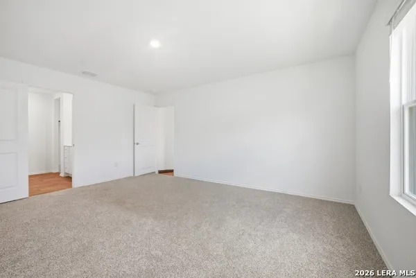 $2,000 | 23124 Double Bogey, San Antonio, TX 78261