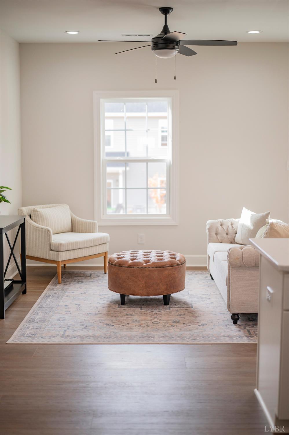 536 Leesville Road, Unit 303 Lynchburg, VA 24502 - Photo 33 of 34 a living room with furniture and a couch