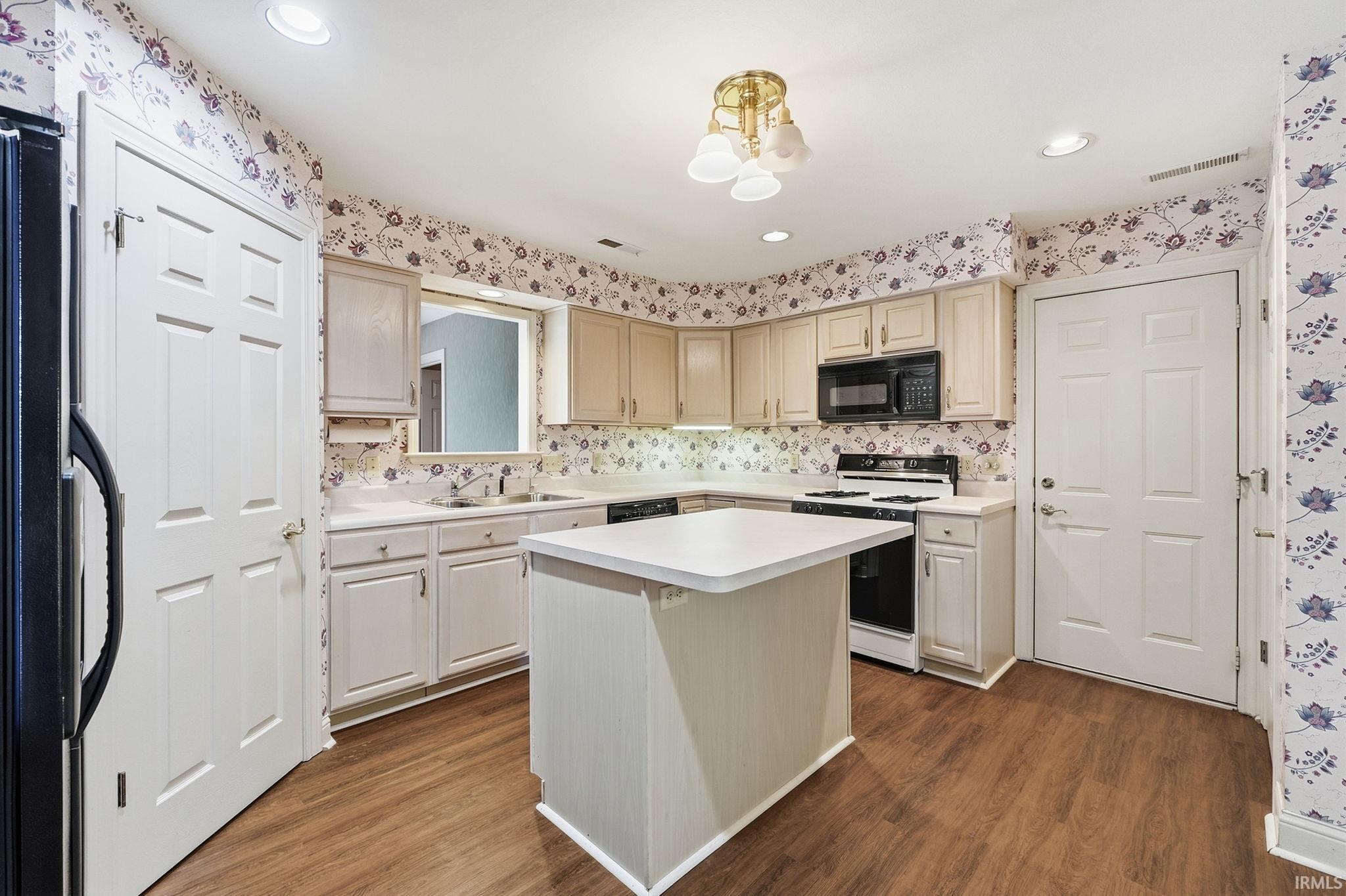 2517 Covington Pointe Trail Fort Wayne, IN 46804 - Photo 15 of 49 Gallery Image 15