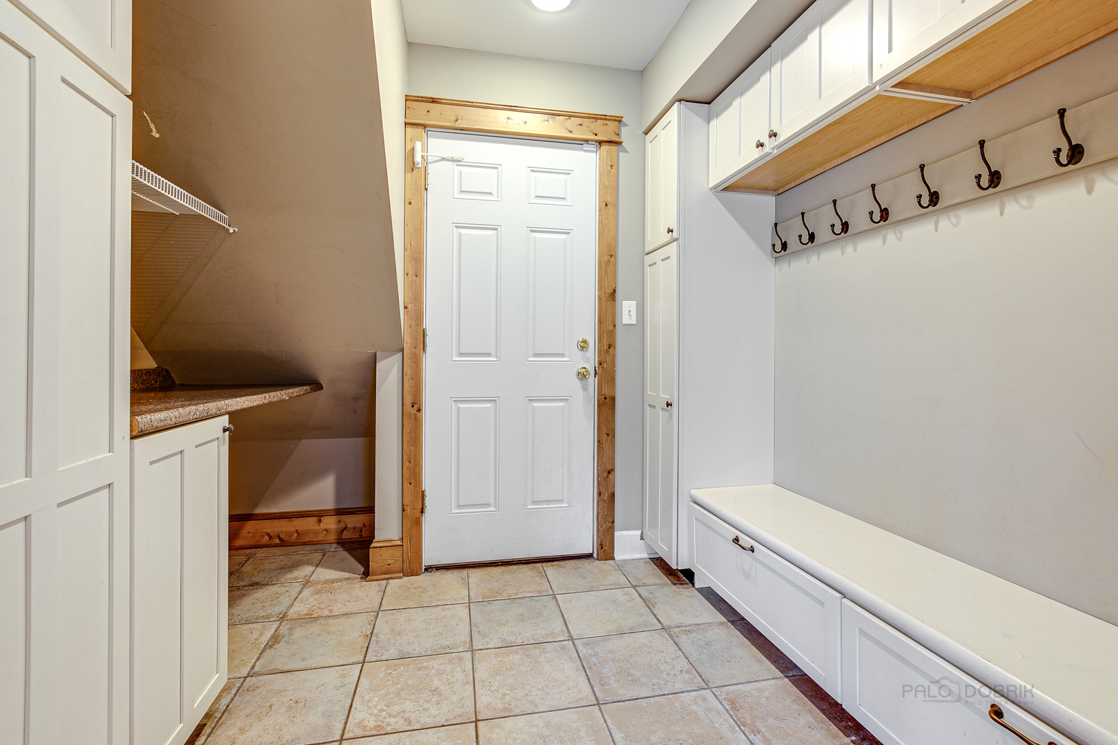 591 Surryse Road Lake Zurich, IL 60047 - Photo 16 of 33 a bathroom with a bathtub and a shower