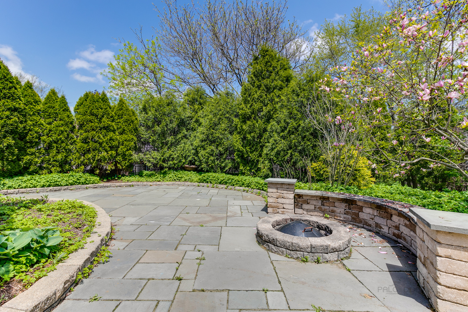 591 Surryse Road Lake Zurich, IL 60047 - Photo 29 of 33 a view of an outdoor space with a garden