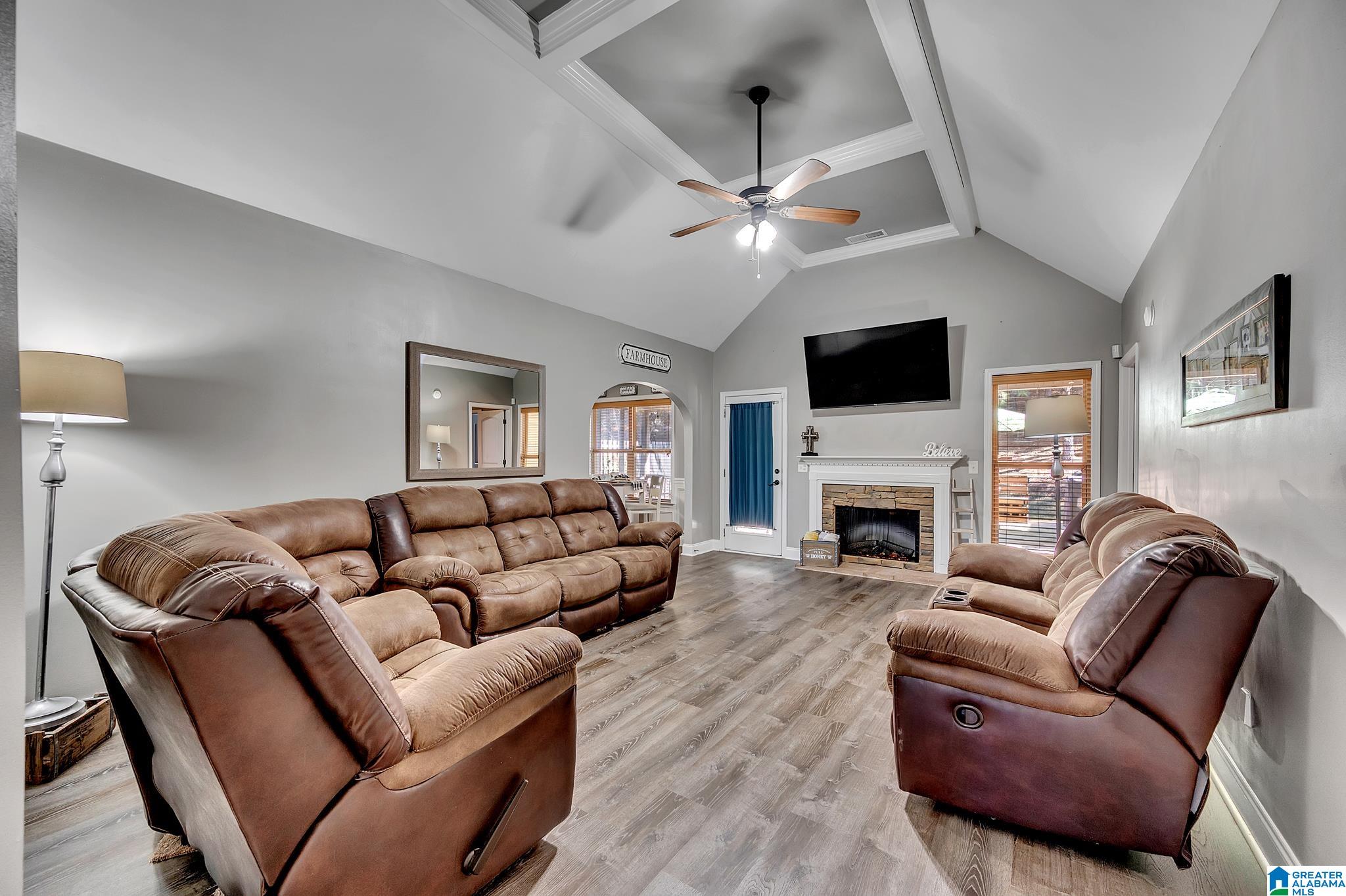 1032 Pearl Place Calera, AL 35040 - Photo 6 of 33