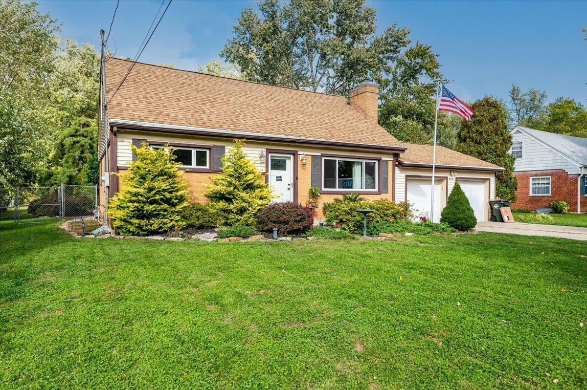 8292 Forest Road Cincinnati, OH 45255 - Photo 1 of 31