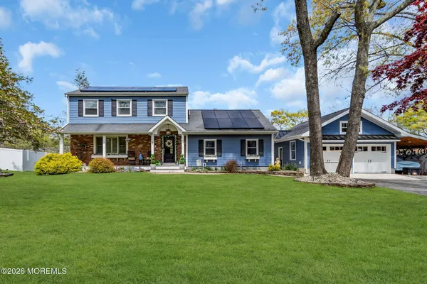 $699,000 | 4 Oak Leaf Lane, Toms River, NJ 08755