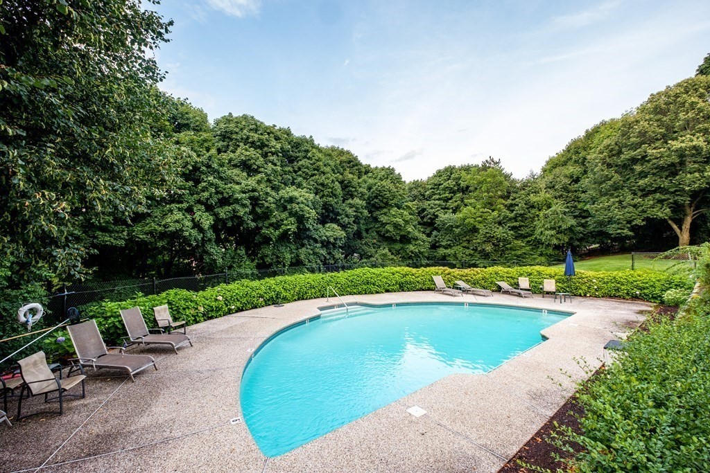 227 Summit Avenue, Unit E104 Brookline, MA 02446 - Photo 26 of 30