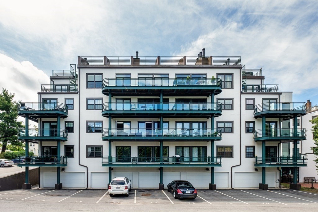 227 Summit Avenue, Unit E104 Brookline, MA 02446 - Photo 5 of 30