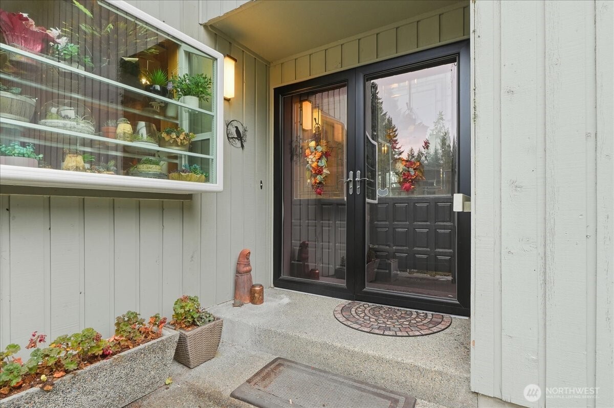 903 30th Street Northwest, Unit 3D Gig Harbor, WA 98335 - Photo 3 of 39