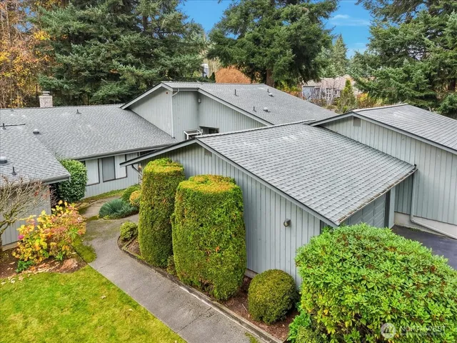 $680,000 | 903 30th Street Northwest, Unit 3D, Gig Harbor, WA 98335