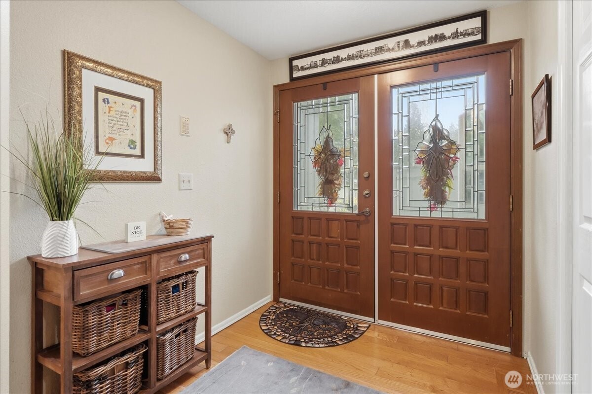 903 30th Street Northwest, Unit 3D Gig Harbor, WA 98335 - Photo 4 of 39