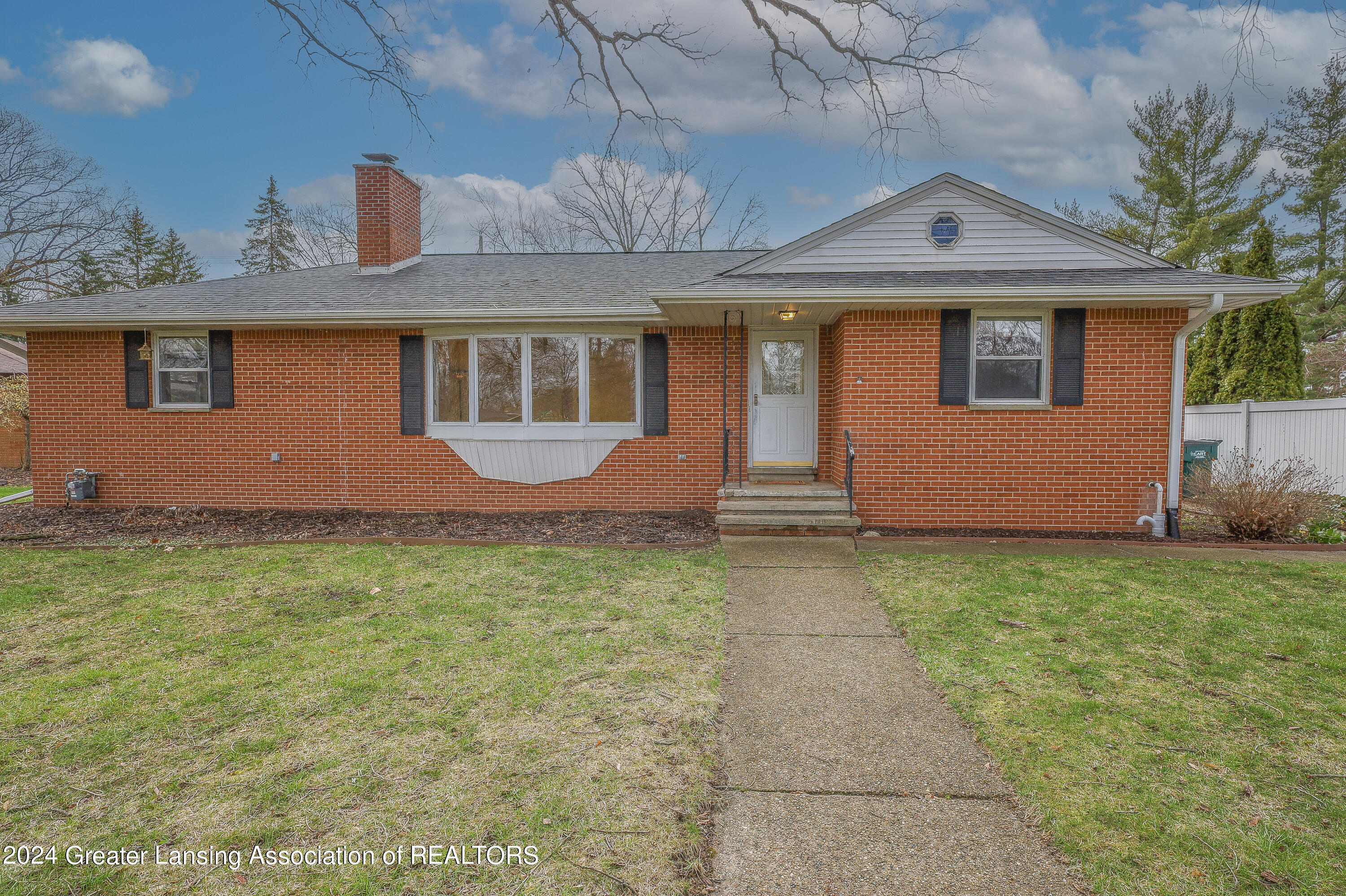 2803 South Cambridge Road Lansing, MI 48911 - Photo 1 of 68 Cambridge-3
