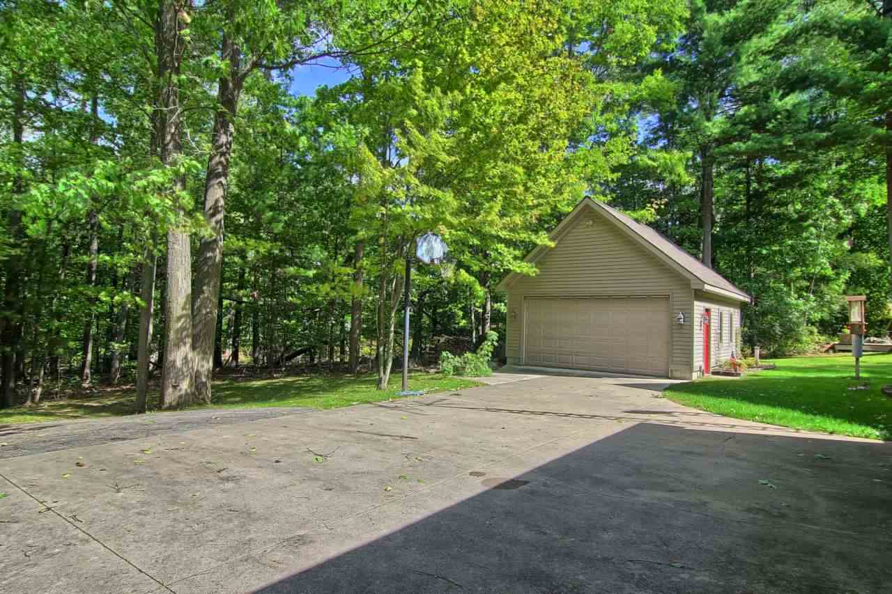 8116 Skegemog Point Road Williamsburg, MI 49690 - Photo 4 of 45 1869543-3.JPG