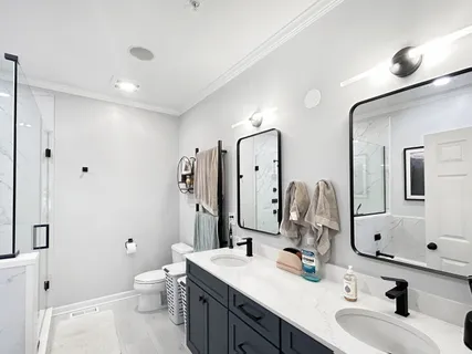 $4,200 | 517 South Boulevard, Evanston, IL 60202