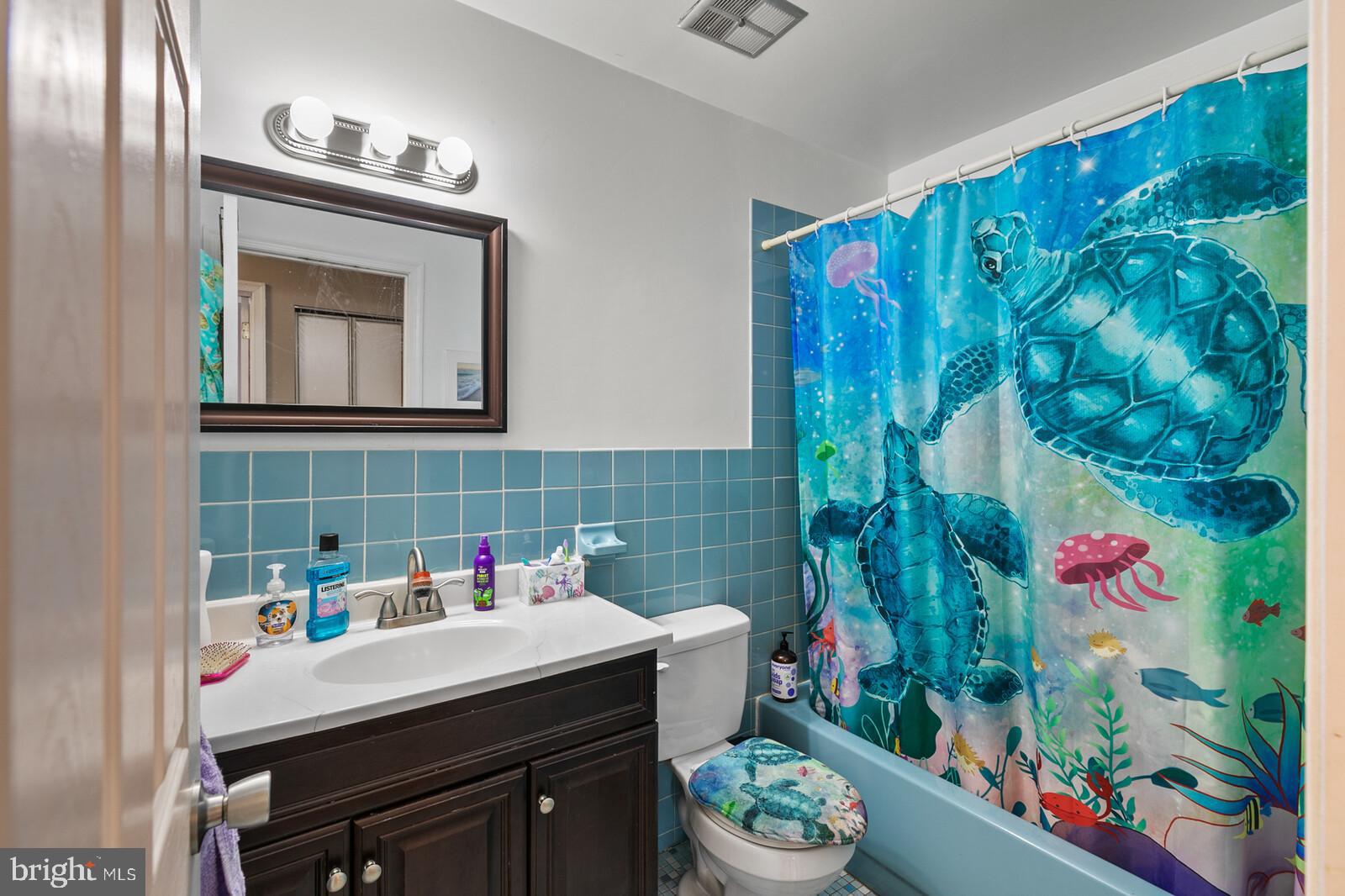 36 Fraser Road Blackwood, NJ 08012 - Photo 26 of 29 Bathroom 2