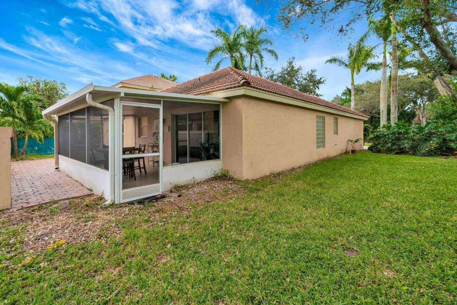 1002 Aspri Way Riviera Beach, FL 33418 - Photo 37 of 47 Photo 37