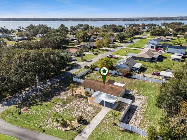 $389,000 | 33415 Picciola Drive, Fruitland Park, FL 34731