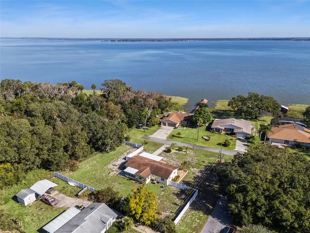 $389,000 | 33415 Picciola Drive, Fruitland Park, FL 34731