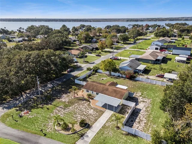 $389,000 | 33415 Picciola Drive, Fruitland Park, FL 34731