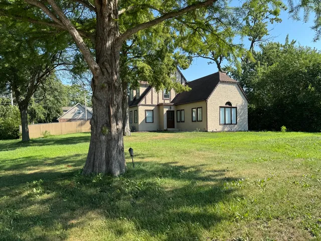 $329,900 | 395 Surrey Lane, Crete, IL 60417