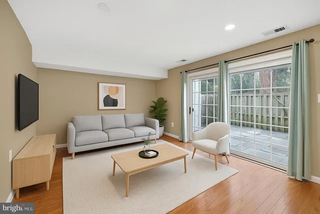 $2,850 | 680 Azalea Drive, Rockville, MD 20850