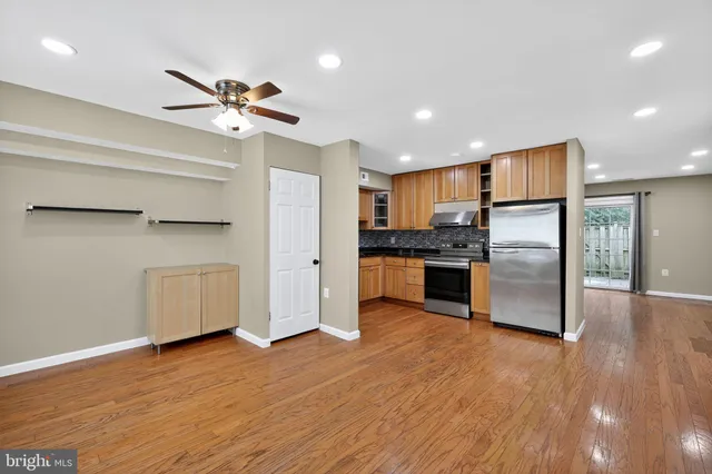 $2,850 | 680 Azalea Drive, Rockville, MD 20850