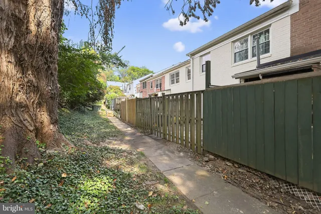 $2,850 | 680 Azalea Drive, Rockville, MD 20850