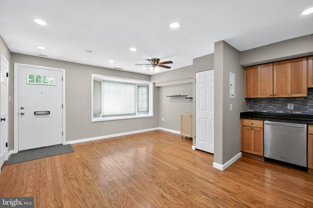 $2,850 | 680 Azalea Drive, Rockville, MD 20850