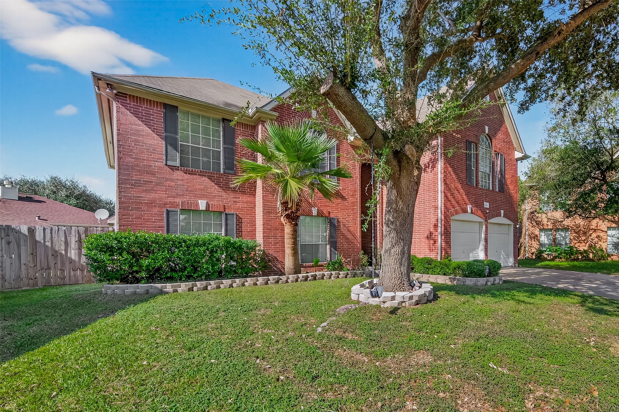 16315 April Ridge Drive Houston, TX 77083 - Photo 4 of 48