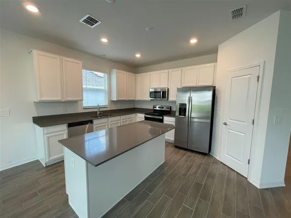 $2,100 | 660 Tanaro Lane, Haines City, FL 33844