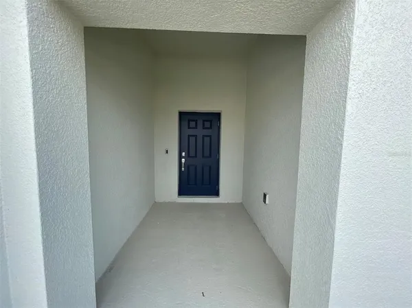 $2,100 | 660 Tanaro Lane, Haines City, FL 33844