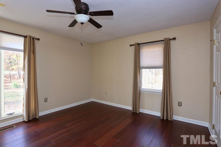 7224 Roberts Road Cary, NC 27519 - Photo 13 of 25 Gallery Image 13
