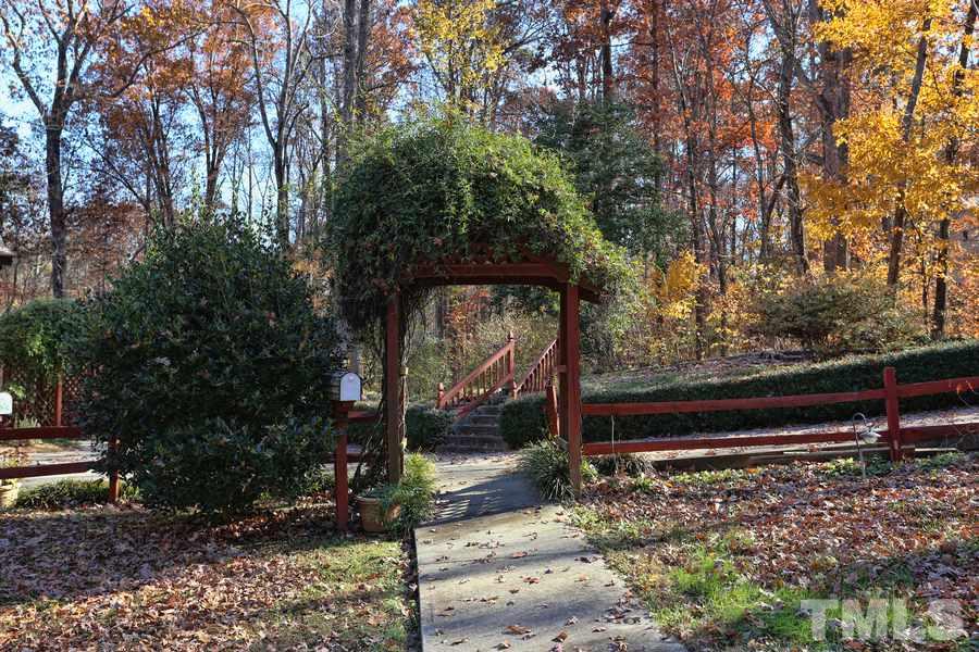 7224 Roberts Road Cary, NC 27519 - Photo 21 of 25 Gallery Image 21