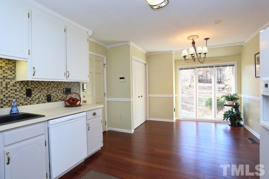 7224 Roberts Road Cary, NC 27519 - Photo 8 of 25 Gallery Image 8