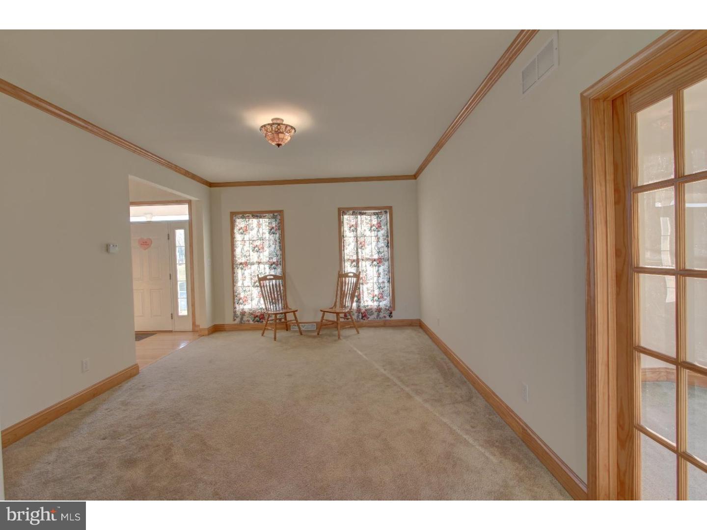 138 Tullamore Road Magnolia, DE 19962 - Photo 7 of 24 Living Room
