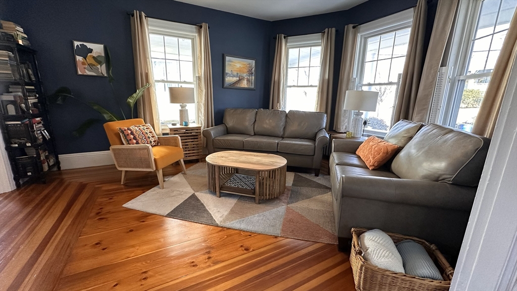 40 Andrew Road Swampscott, MA 01907 - Photo 4 of 23