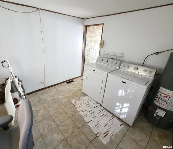 $95,000 | 405 St Clair Street, Odin, IL 62870