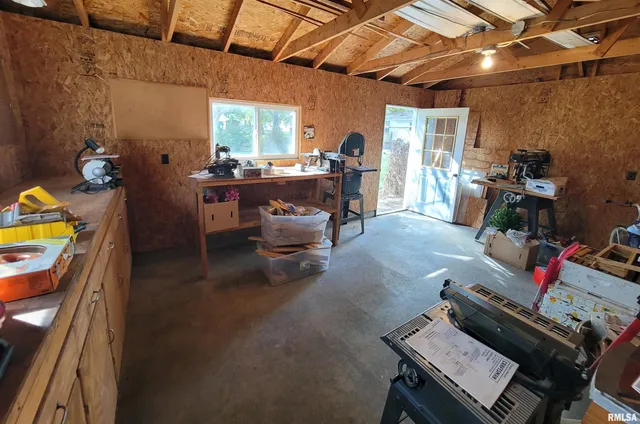 $95,000 | 405 St Clair Street, Odin, IL 62870