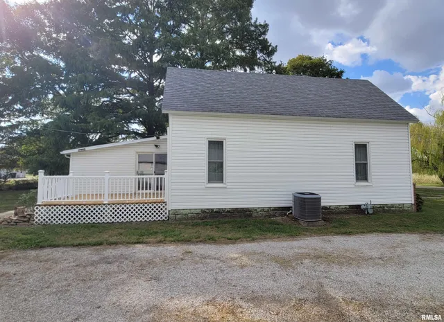 $95,000 | 405 St Clair Street, Odin, IL 62870