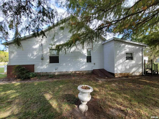 $95,000 | 405 St Clair Street, Odin, IL 62870