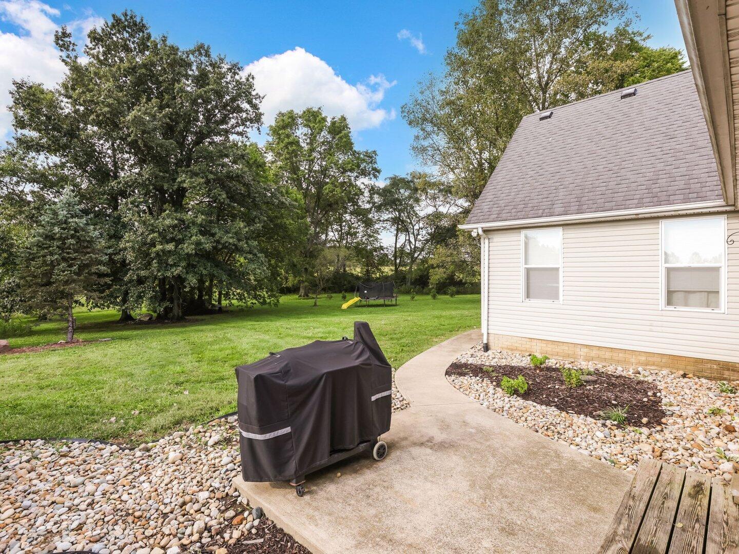 27415 Caldwell Road Circleville, OH 43113 - Photo 46 of 80 46-custom-939A4748
