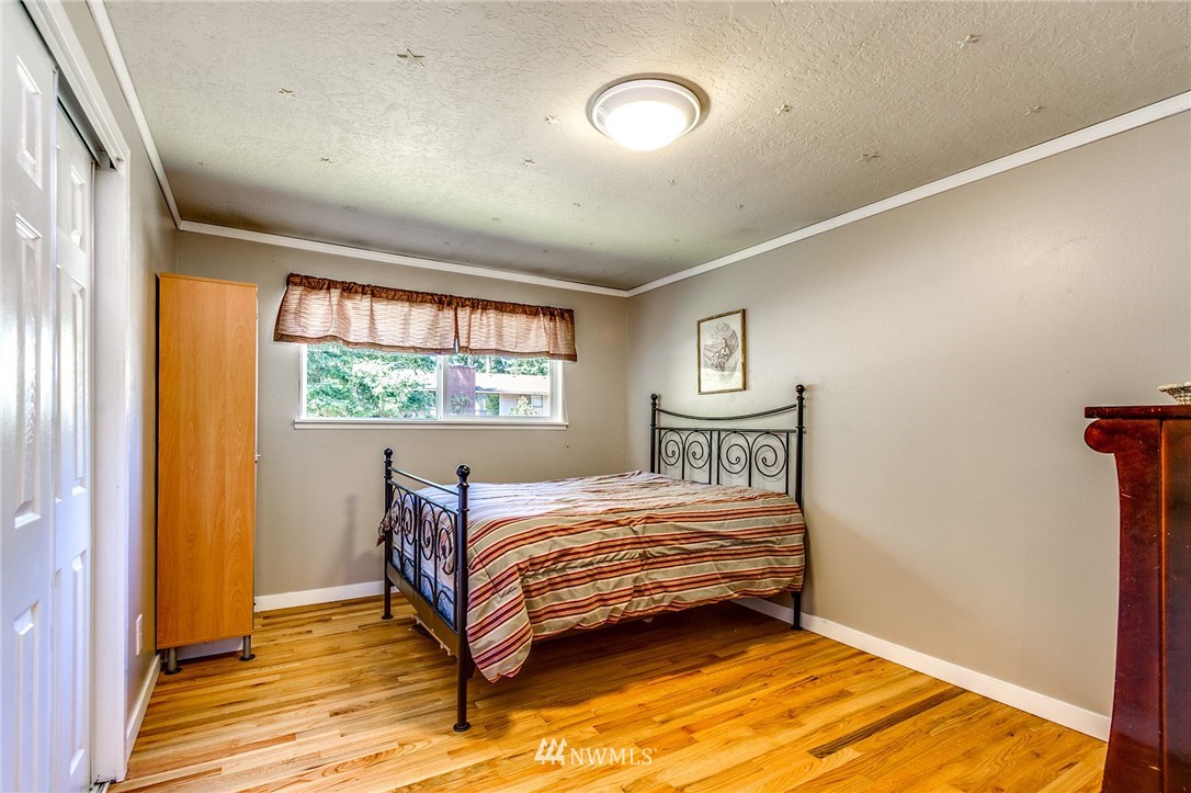 14706 167th Place Southeast Renton, WA 98059 - Photo 11 of 25 Gallery Image 11