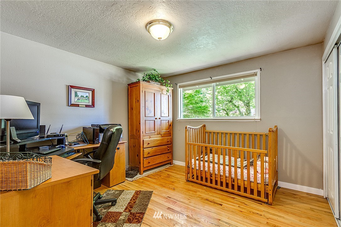 14706 167th Place Southeast Renton, WA 98059 - Photo 12 of 25 Gallery Image 12