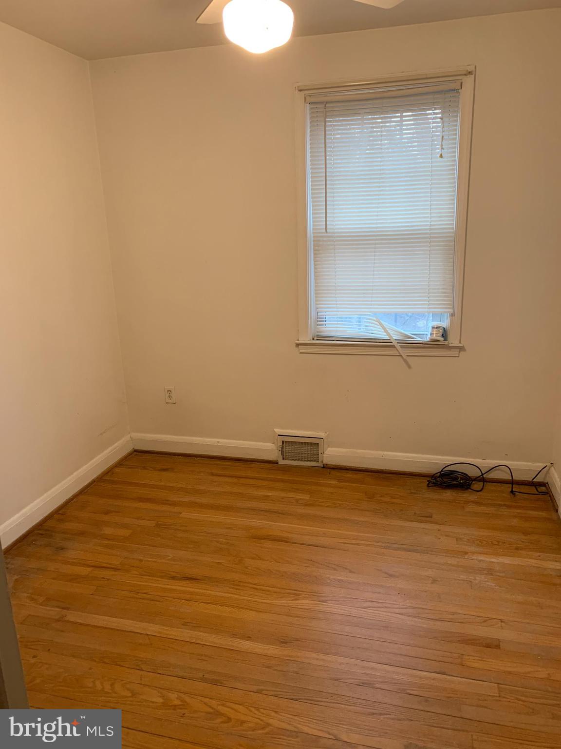 8109 Pleasant Plains Road Towson, MD 21286 - Photo 12 of 19