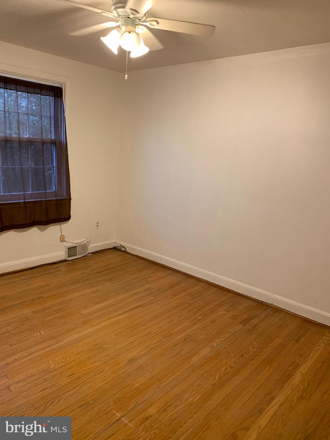 8109 Pleasant Plains Road Towson, MD 21286 - Photo 13 of 19