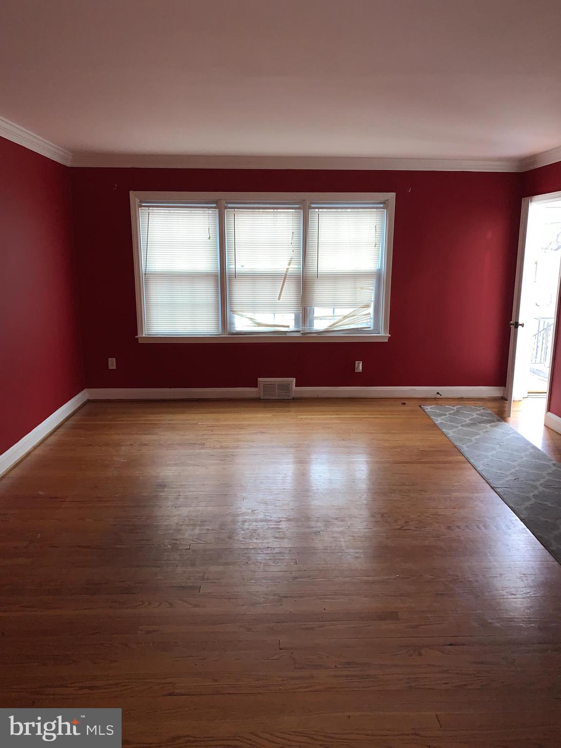 8109 Pleasant Plains Road Towson, MD 21286 - Photo 3 of 19